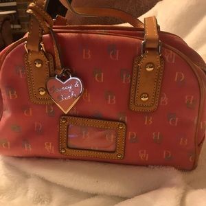 Dooney and Bourke retro D&B purse